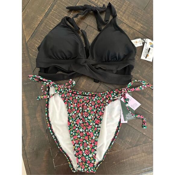 Target Brands Bikini Size Medium Black Halter Triangle Top Floral Tie Side Botto - Picture 1 of 4